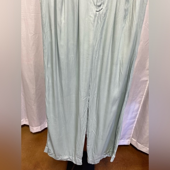 Cloth & Stone Wide Leg Pleated Satin Pant seaside mint green NWT | size Large - Picture 3 of 11